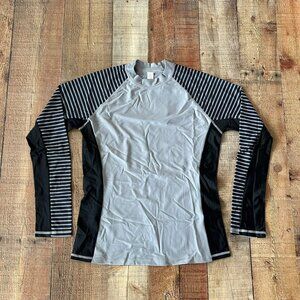 Charm Leaks long sleeve Rash Guards swim shirt UV swimsuit in gray -M